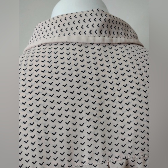 Candie’s Blush Pink Printed Button-Up Blouse Size XL - Picture 7 of 13